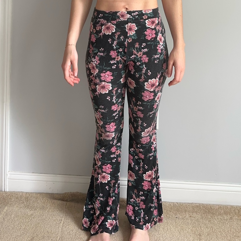 Floral Kids Bottoms - Black and Pink